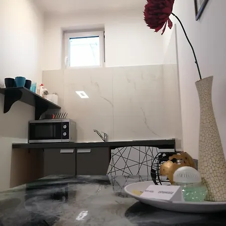 Apartment 4 Barat