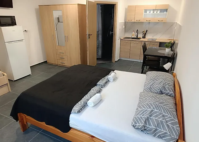 4 Barat Apartmán